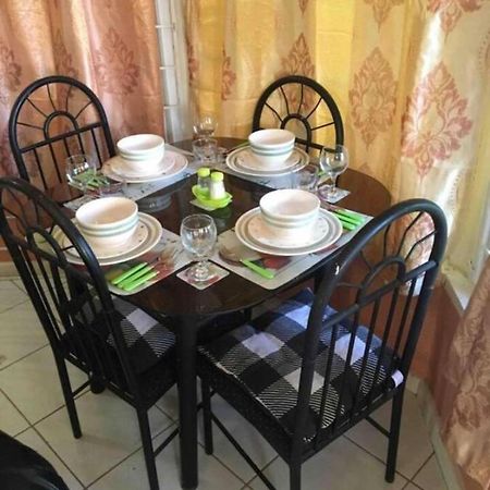 #D1 Castle Studio Wifi King Bed Ocho Rios Jamaica エクステリア 写真