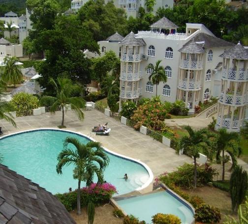 #D1 Castle Studio Wifi King Bed Ocho Rios Jamaica エクステリア 写真
